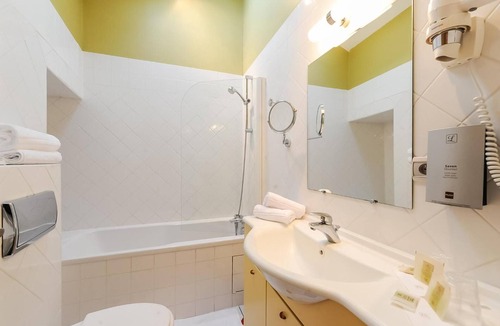 Melle Hotel | Hôtel les Glycines