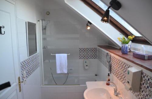 Saint-Fargeau Hotel | Hôtel les Grands Chênes