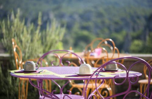 Moureze Hotel | Hôtel Les Hauts de Mourèze