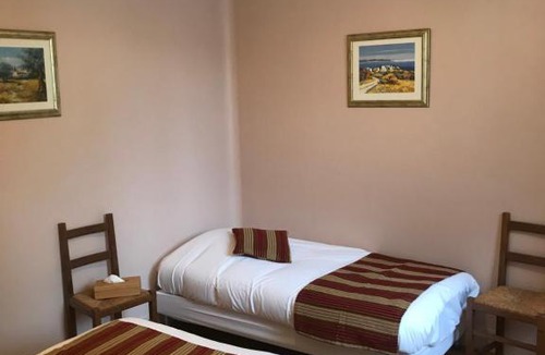 Les Andelys Hotel | HÔTEL LES IRIS