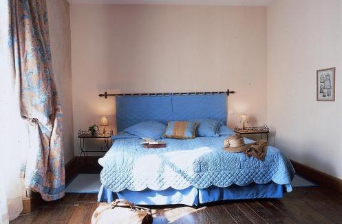 Lussac-les-Chateaux Hotel | Hôtel Les Orangeries