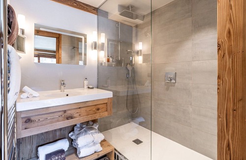 Le Praz Hotel | Hôtel Les Peupliers