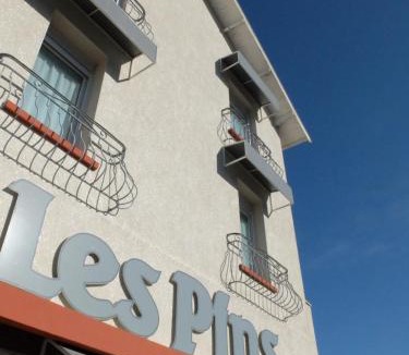Saint-Trojan-les-Bains Hotel | Hôtel Les Pins - Oléron