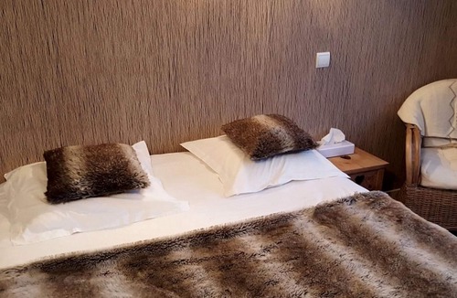 Le Menil Hotel | Hôtel les Sapins