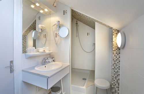 Bourges Hotel | Hôtel Les Tilleuls, Bourges