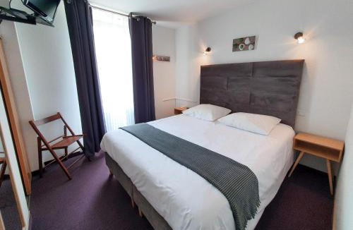 Salles-Curan Hotel | Hôtel Les Tilleuls de Pareloup à Salles-Curan