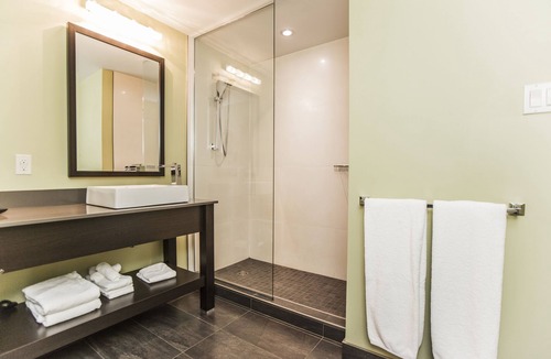 Riviere Du Loup Hotel | Hôtel Levesque