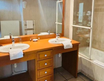 Flagey-Echezeaux Hotel | Hôtel Losset