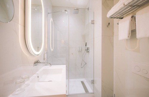 Hotel de Ville - Quinconces Hotel | Hôtel Majestic