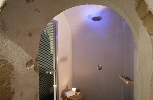 Quartier de la Folie-Mericourt Hotel | Hôtel MARAIS HÔme