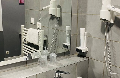 Grenay Hotel | Hôtel Martinez Grenay