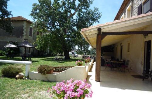 Saintes-Maries-de-la-Mer Hotel | Hôtel MAS DE LAYALLE