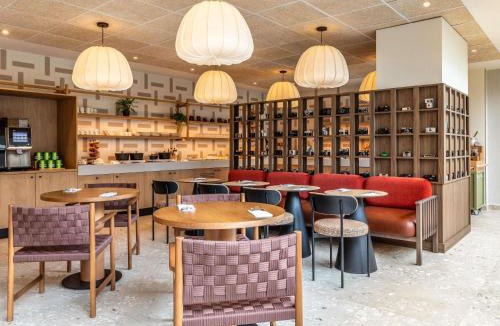 Parchamp–Albert Kahn Hotel | Hôtel Mercure Paris Boulogne Pont de Saint Cloud