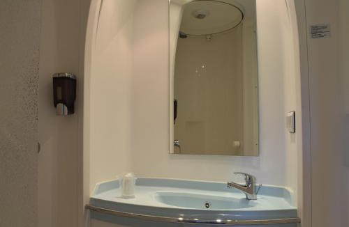 Montcaret Hotel | hôtel Montaigne Montcaret