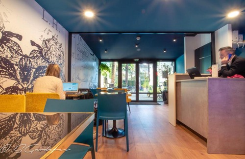 Pau Nord Hotel | Hôtel Montilleul - Villa Primrose