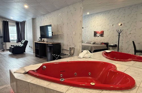 Sherbrooke Hotel | Hôtel Motel La Marquise