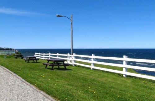 Cap-des-Rosiers Hotel | Hôtel-Motel Le Pharillon