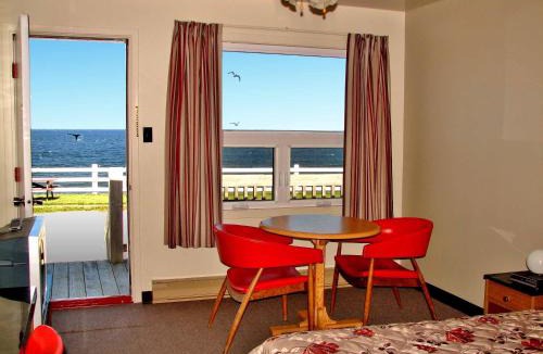 Cap-des-Rosiers Hotel | Hôtel-Motel Le Pharillon