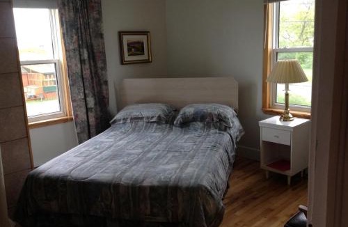 Perce Hotel | Hôtel-Motel Rocher Percé