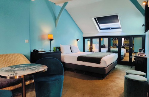 Quartier de la Plaine-de-Monceaux Hotel | Hôtel Noir