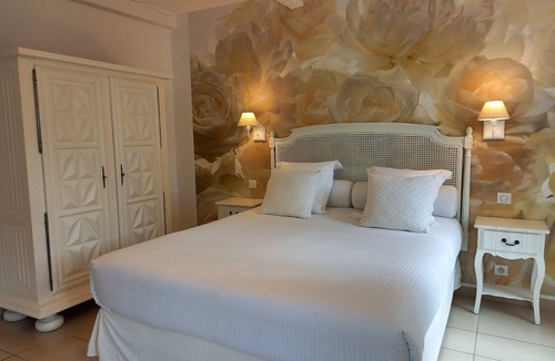 Collobrieres Hotel | Hôtel Notre Dame