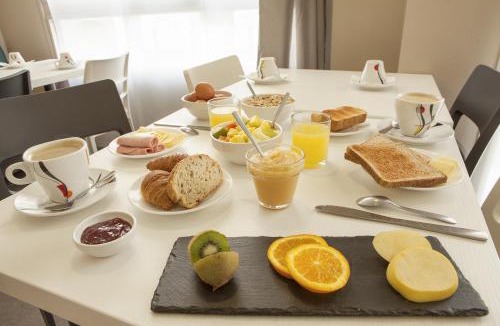 Richebourg - Saint-Clement Hotel | Hôtel Novella Nantes Centre Gare