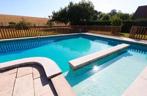 Les Abrets en Dauphine Apartment | Hôtel Particulier - Piscine & Spa