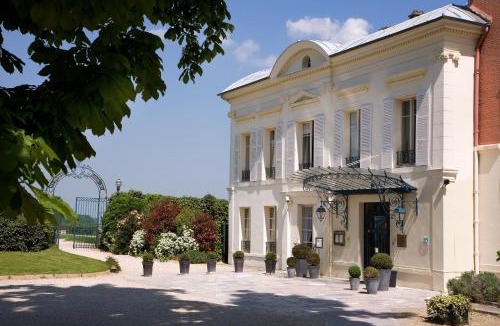 Saint-Germain-en-Laye Hotel | Hôtel Pavillon Henri IV