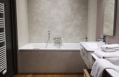 Laval Hotel | Hôtel Perier du Bignon