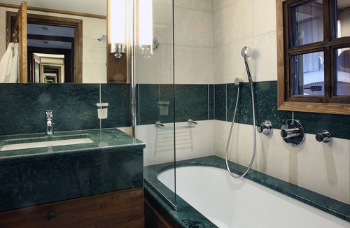 Courchevel Hotel | Hôtel Portetta