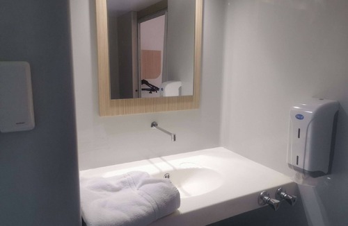 Sept Deniers - Ginestous Hotel | Hôtel Première Classe Toulouse Nord - Sesquières