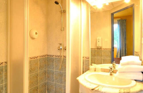 Avermes Hotel | Hôtel & Résidence Avermes