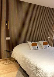Saint-Cirgues-en-Montagne Hotel | Hôtel Restaurant La Renaissance
