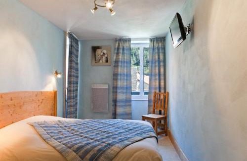 Saint-Julien-en-Beauchene Hotel | Hôtel Restaurant Les Alpins