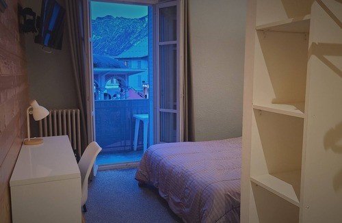 LʼArgentiere-la-Bessee Hotel | Hôtel Restaurant Glaizette