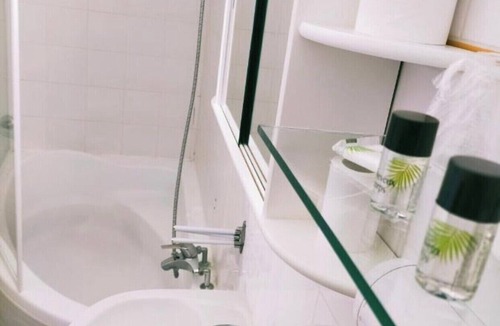 Rouxmesnil-Bouteilles Hotel | Hôtel restaurant l'Eolienne