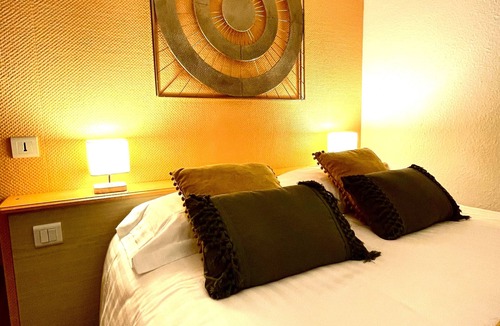 Quincie-en-Beaujolais Hotel | Hôtel Restaurant Le Mont Brouilly