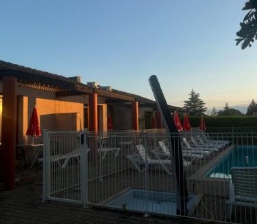 Saint Alban Auriolles Hotel | Hôtel Restaurant Douce France