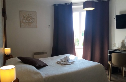 Clairvaux-sur-Aujon Hotel | Hôtel Restaurant de l'Abbaye