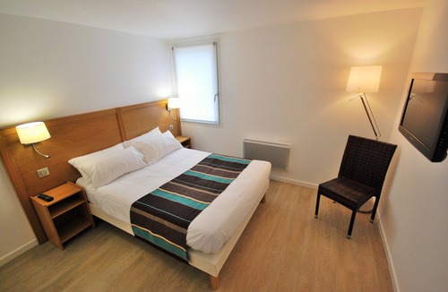 Eugenie-les-Bains Hotel | Hôtel Restaurant Relais des Champs