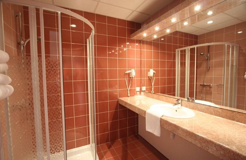 Les Herbiers Hotel | Hôtel-Restaurant Aloé