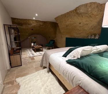 Luynes Hotel | Hôtel-Restaurant-Chambre Insolite Spa - Le XII de Luynes