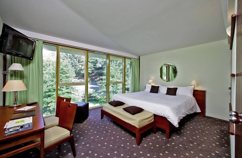 Hagetmau Hotel | Hôtel Restaurant des Lacs d'Halco