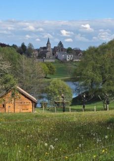 Camps-Saint-Mathurin-Leobazel Hotel | Hôtel Restaurant du Lac