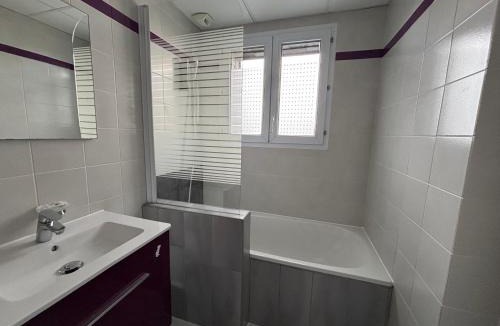 Pontorson Hotel | Hôtel - Restaurant Eugenie