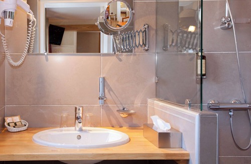 Cocures Hotel | Hôtel Restaurant la Lozerette