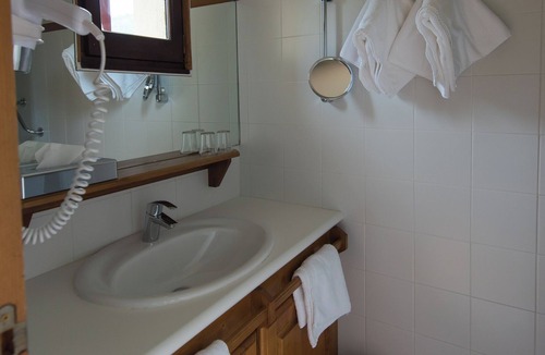 Cocures Hotel | Hôtel Restaurant la Lozerette