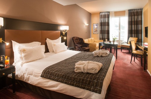 Boulogne-sur-Mer Hotel | Hôtel Restaurant La Matelote