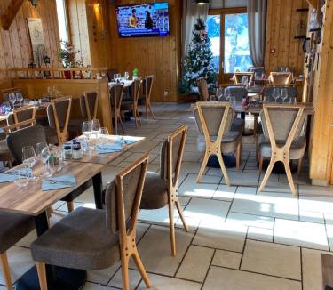 Chaux-des-Crotenay Hotel | Hôtel Restaurant des Lacs