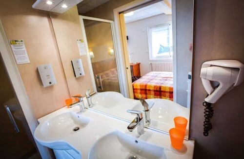 Les Ancizes-Comps Hotel | Hôtel Restaurant Belle Vue